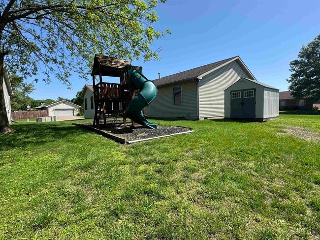 Building Photo - 6155 Glacier Dr