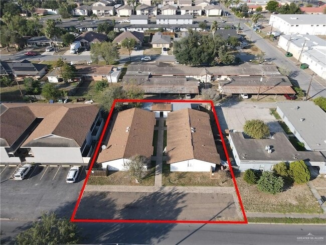 Building Photo - 1104 Fern Ave