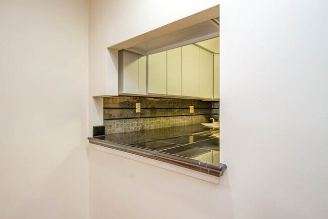 Building Photo - 1210 Stockley Gardens