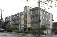 Building Photo - Camelot Apartments