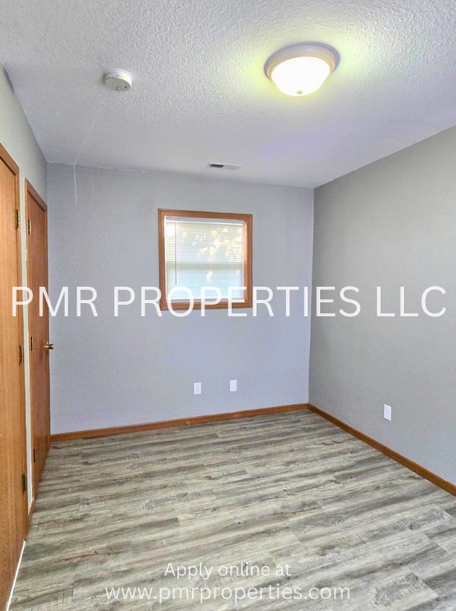 Building Photo - 1604 Jules St