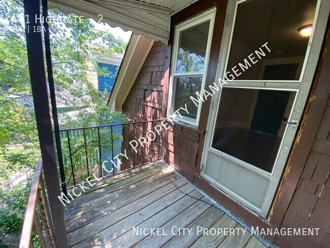 Building Photo - 441 Highgate Ave