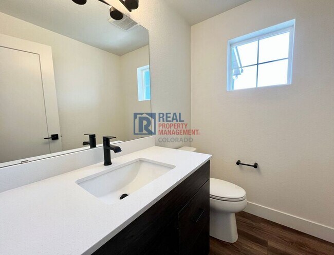 Building Photo - 10334 Milwaukee Cir
