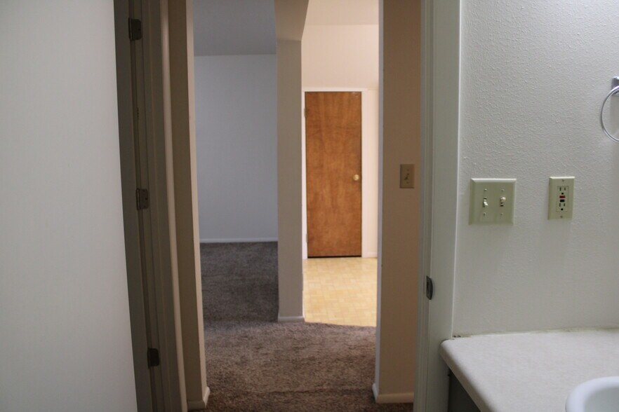 Building Photo - 372 I St