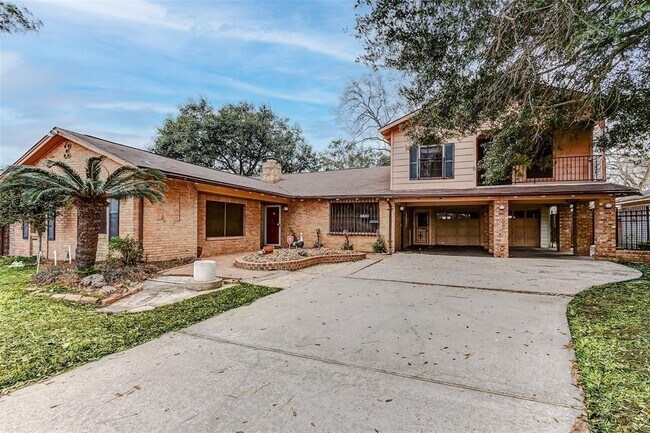 Primary Photo - 6831 Reed Rd