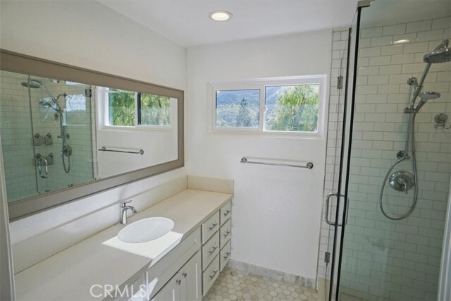 Building Photo - 29732 Strawberry Hill Dr