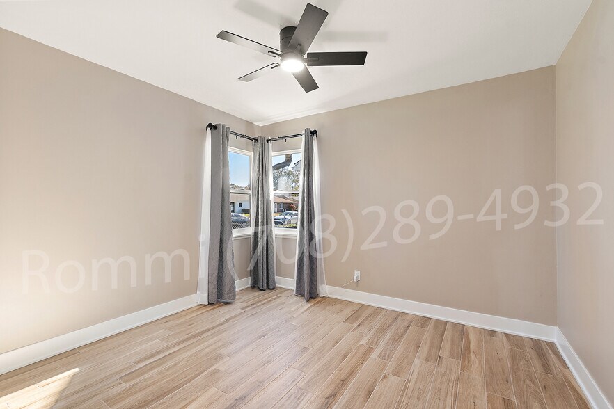 Bedroom 1 - 7528 Catalpa Ave