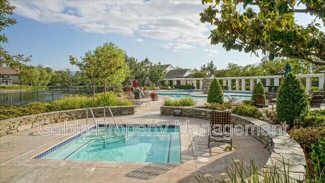 Building Photo - 23206 Brooke Ln