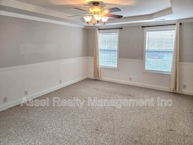 Building Photo - 12469 Daisywood Dr