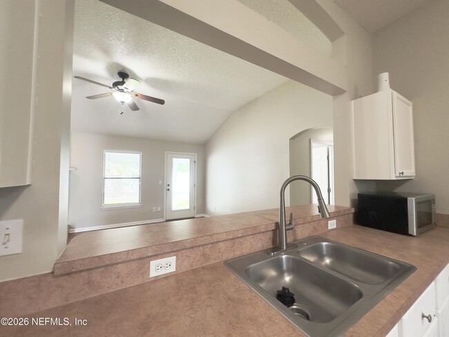 Building Photo - 248 Dover Bluff Dr