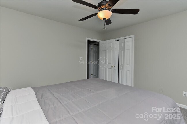 Building Photo - 15723 Wood Duck Crossing Dr