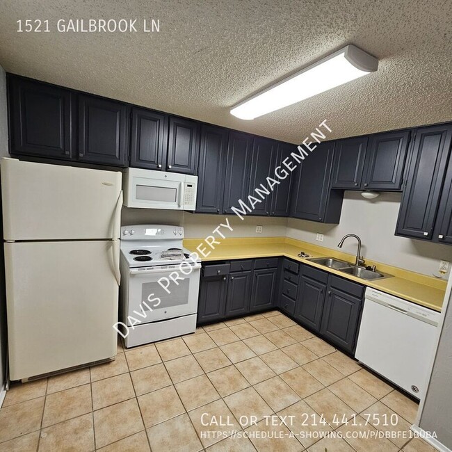 Building Photo - 1521 Gailbrook Ln