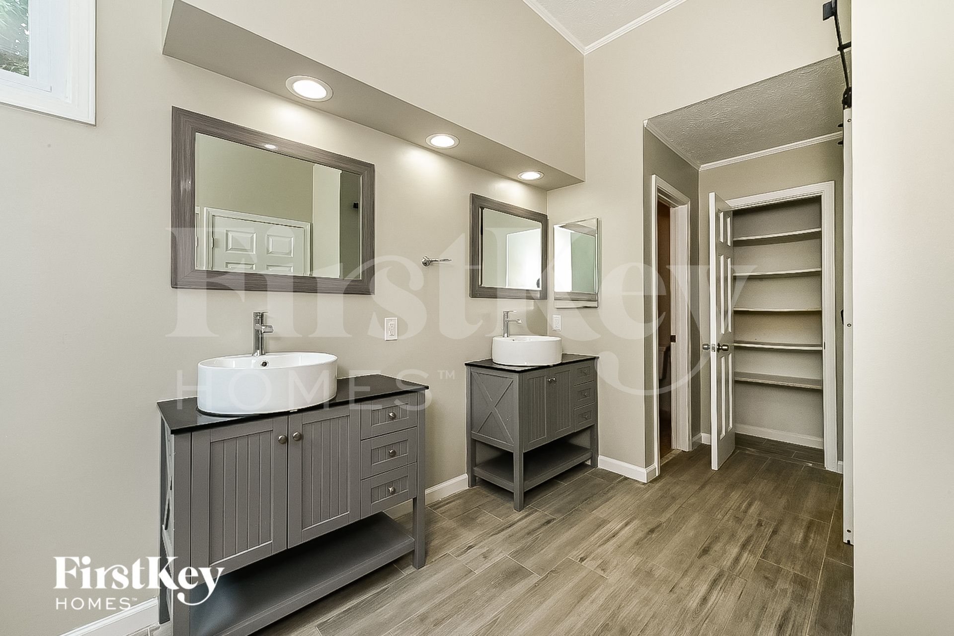 Building Photo - 1985 Wrights Way