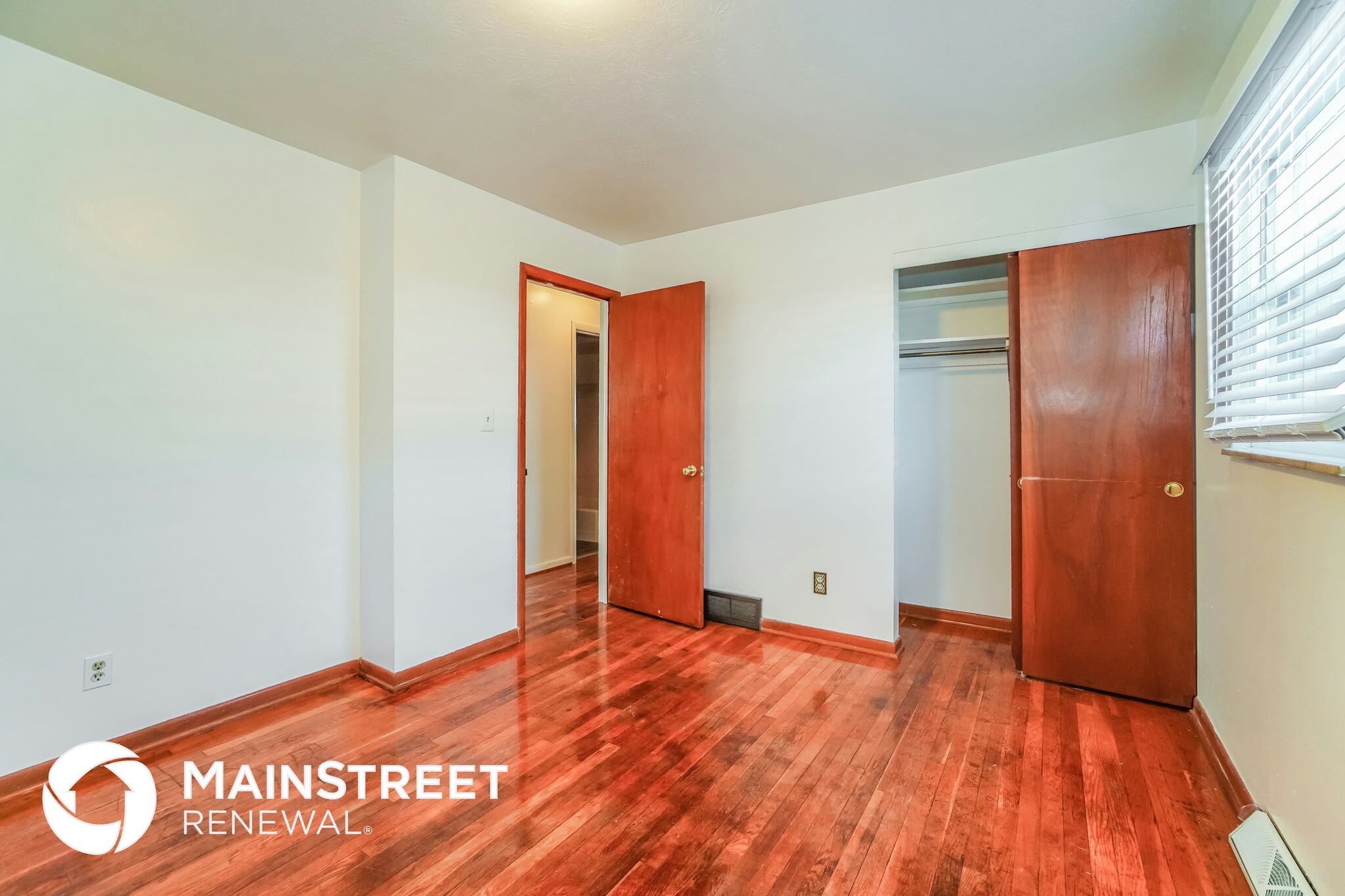 Building Photo - 1350 Firwood Dr