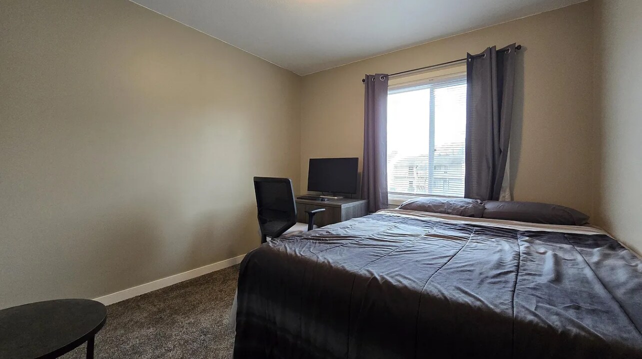 Building Photo - 31 Coventry Ln