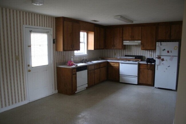 Building Photo - 375 Big Oak Cir