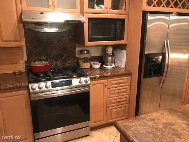 Building Photo - 2 br, 2 bath Condo - 2806 Cherrywood