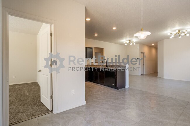 Building Photo - CALL US TODAY AT (505) 808-6467 TO SCHEDUL...