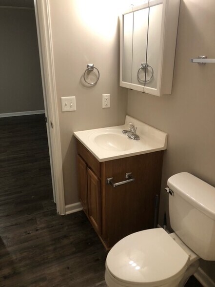 Building Photo - 3214 Starlight Dr