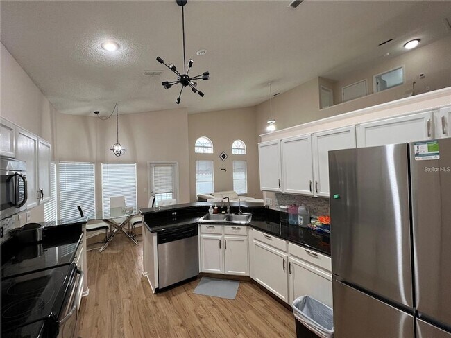 Building Photo - 755 Riggs Cir