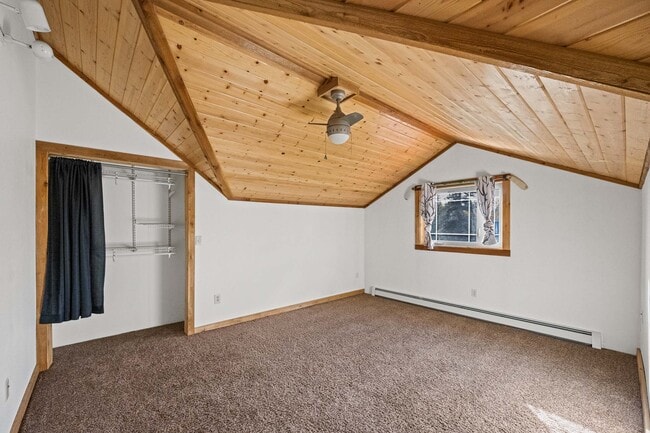 Building Photo - 3650 Apache Ct