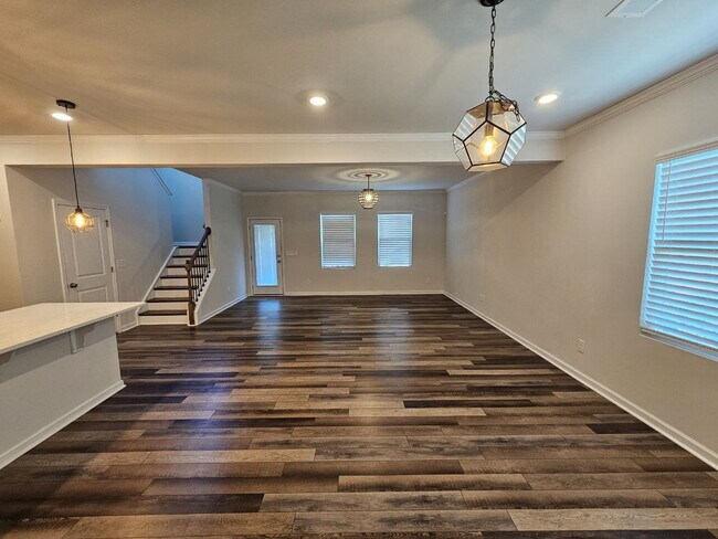 Building Photo - 6529 Mezzo Ln