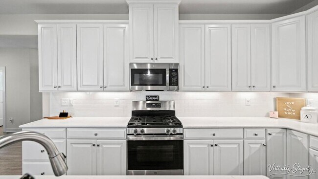 Building Photo - 14957 Holbrooks Rd