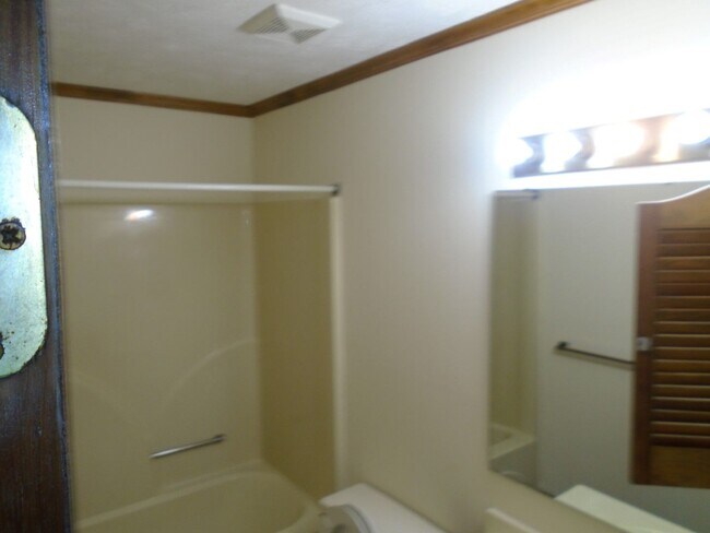 Building Photo - Timberlake