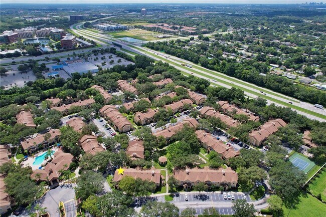 Building Photo - 860 Grand Regency Pointe