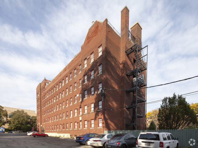 855 Lake Street Apartments - Scoville Manor Apartments