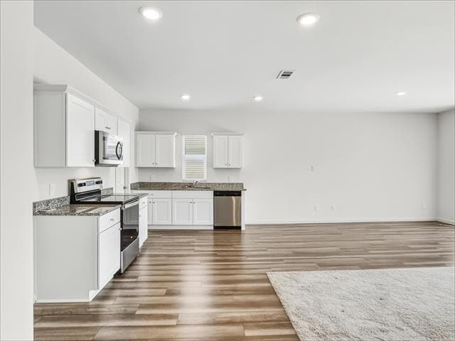Building Photo - 1713 Escondido Dr