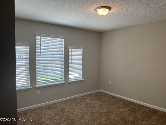 Building Photo - 238 Wineberry Ln