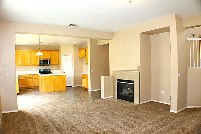 Building Photo - Moreno Valley Ranch, Spacious 4 Bedroom