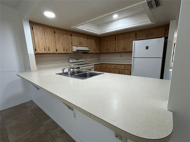 Building Photo - 4201 Navarre Ave