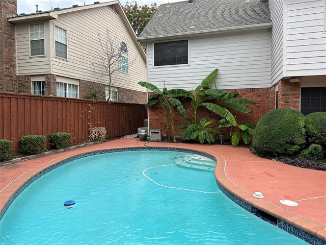 Building Photo - 817 Ashburn Pl