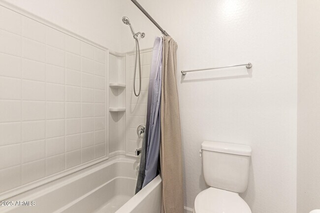 Building Photo - 12354 W Gardenia Ct