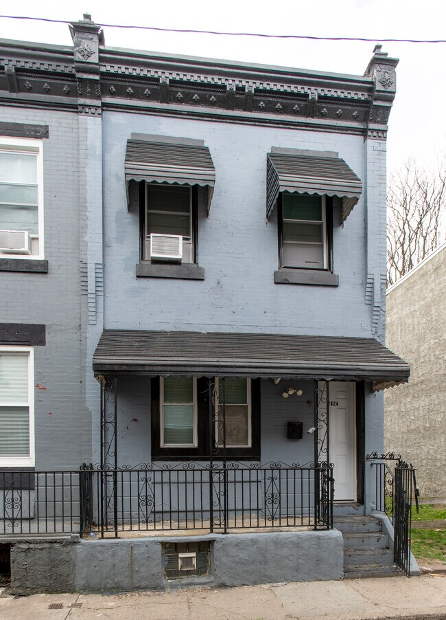 Building Photo - 2424 N Gratz St
