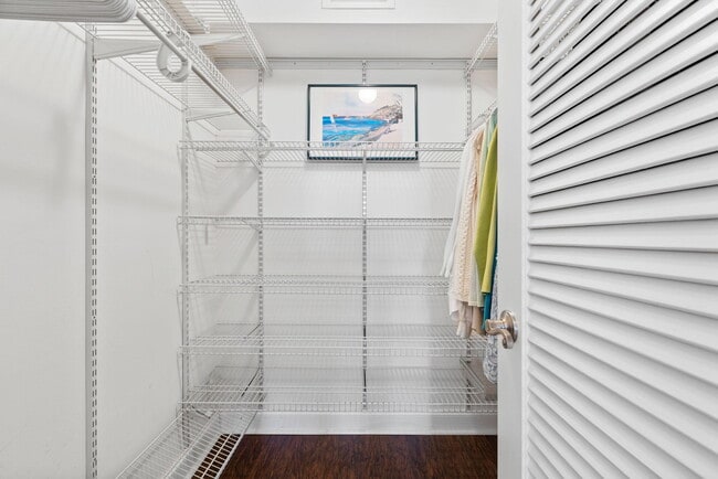 Building Photo - 2773 S Ocean Blvd