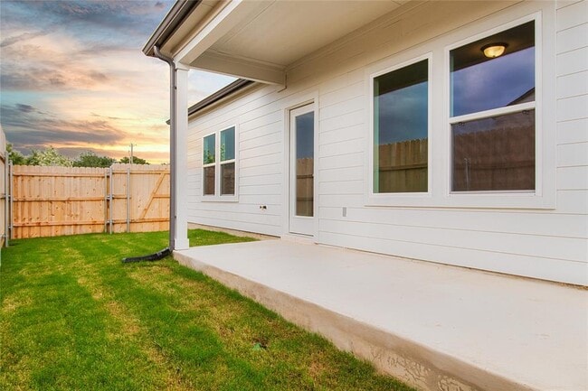 Building Photo - 17506 El Hidalgo Dr