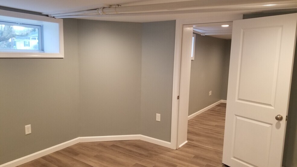 Bedroom - 49 S Spring St