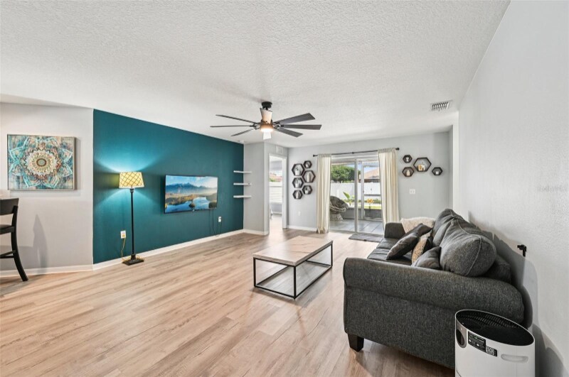 Building Photo - 2122 Pleasure Run Dr