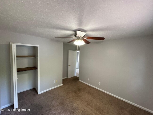 Building Photo - 2907 Melrose Dr