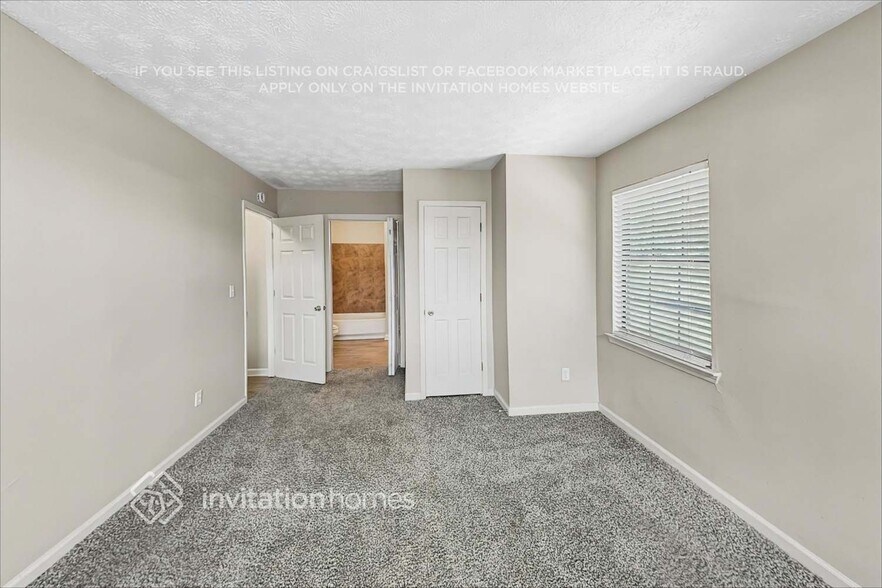 Building Photo - 113 Carrollwood Dr
