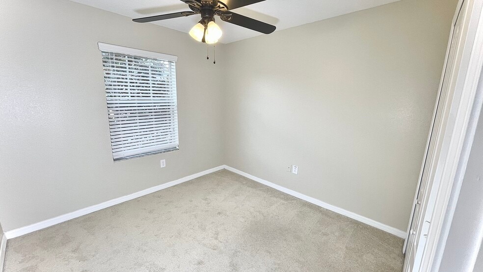 Building Photo - 4167 Shade Tree Ln