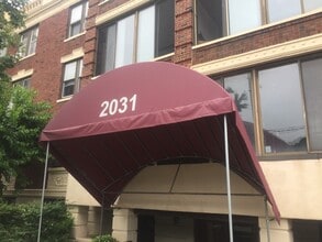 Building Photo - 2031 Commonwealth Ave