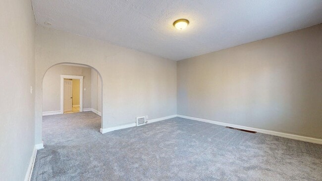 Building Photo - 3523 Walton Ave