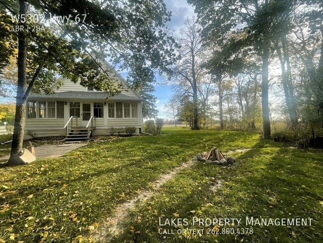 Building Photo - W5302 WI-67