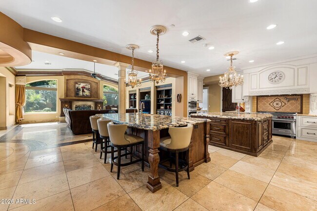 Building Photo - 11571 E Cochise Dr