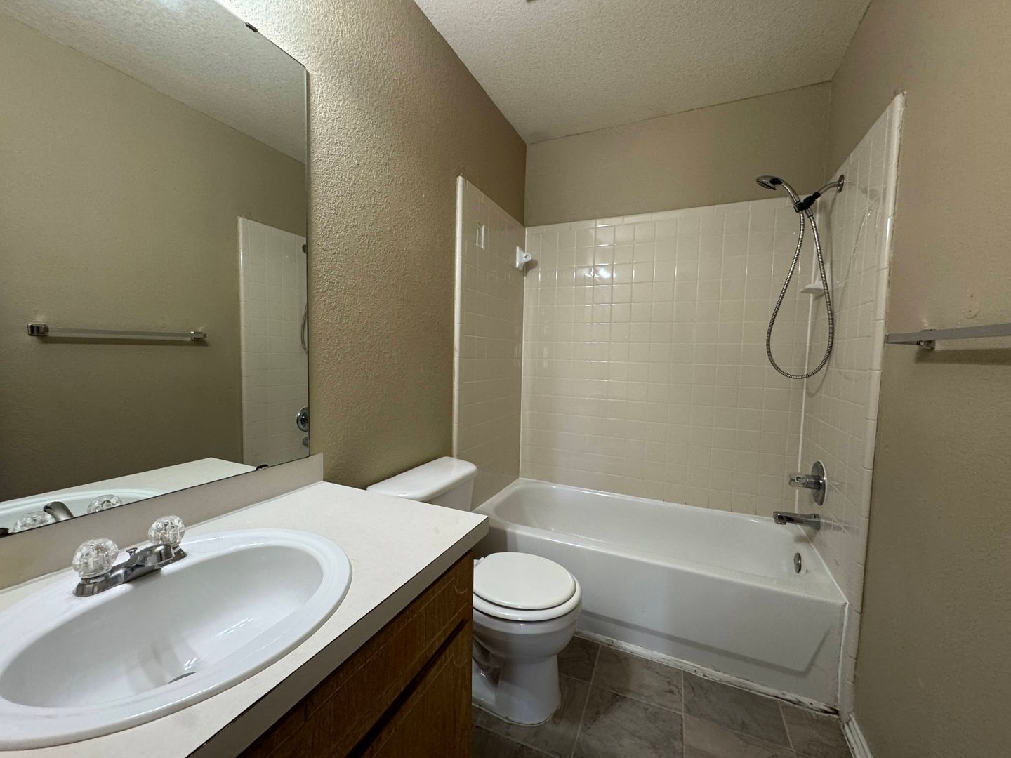 Building Photo - 4408 Abigail Dr