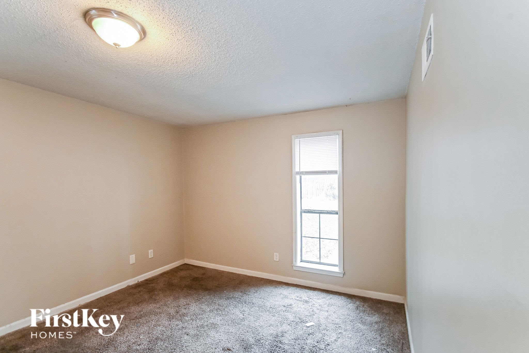 Building Photo - 4266 Crump Rd